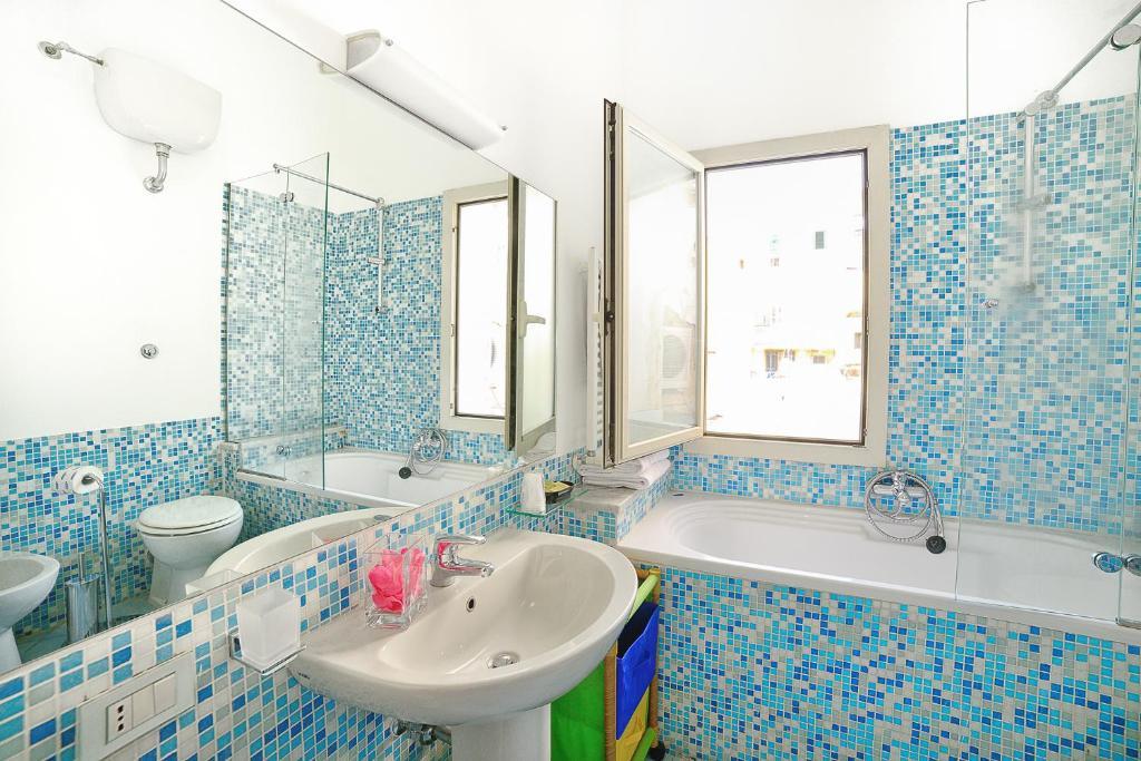 Spaccanapoli Comfort Bed & Breakfast 2*
